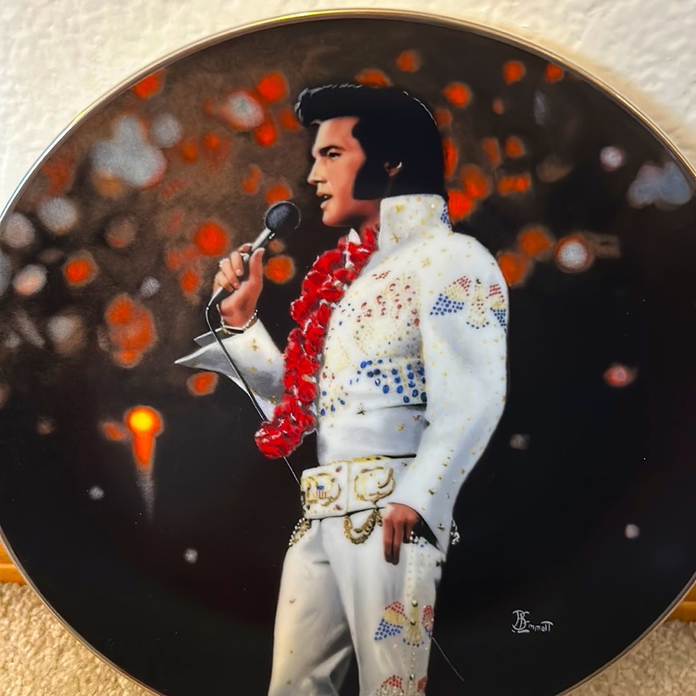 ELVIS Collectable Plate Aloha From Hawaii DELPHI 1997